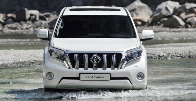 2016 Toyota Land Cruiser Review