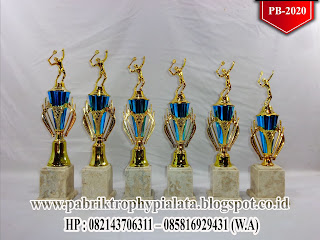 Trophy Plastik Murah, harga trophy plastik, Pabrik Trophy Plastik