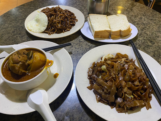 富源茶餐室--咖椰吐司、撈麵