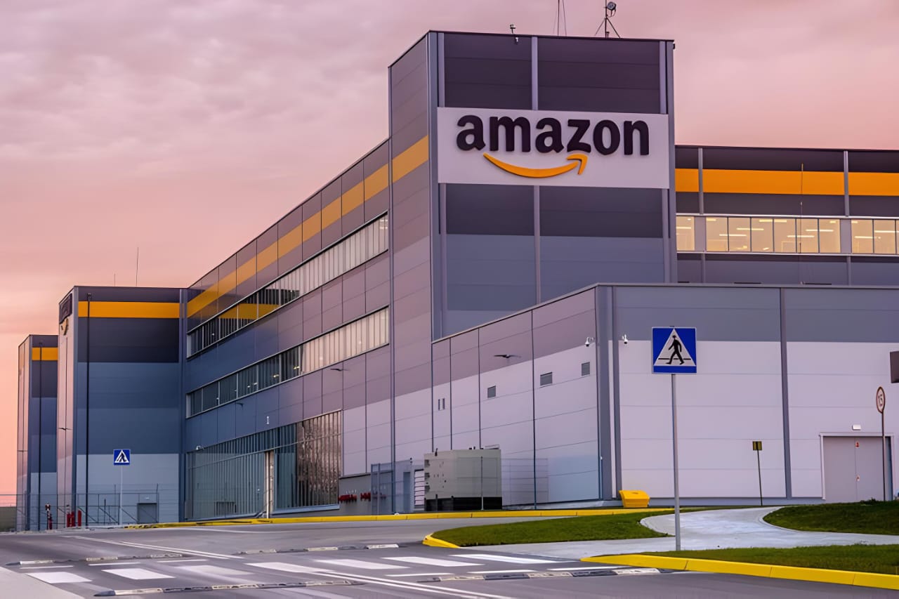 A Guide to Working at Amazon in 2025