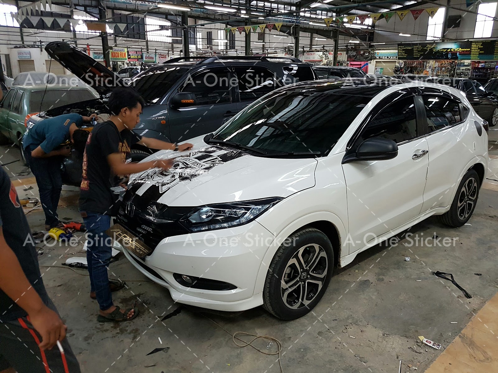 Gambar Cutting Sticker Mobil Hrv Duniaotto