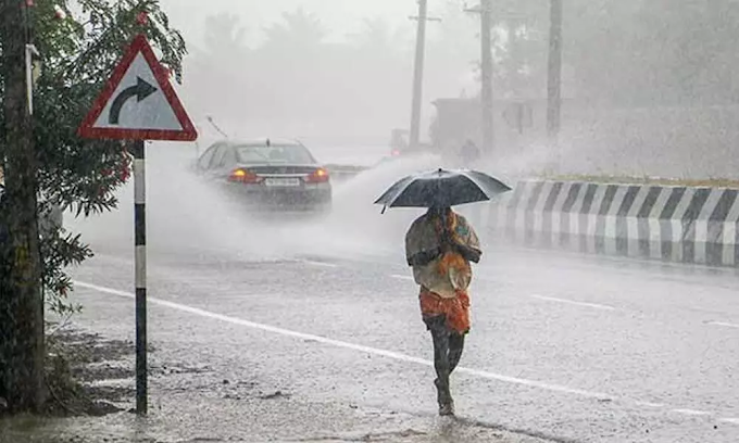 AP weather: AP కి రెయిన్ అలర్ట్: మూడు రోజులపాటు వర్షాలు, ఈదురుగాలులు