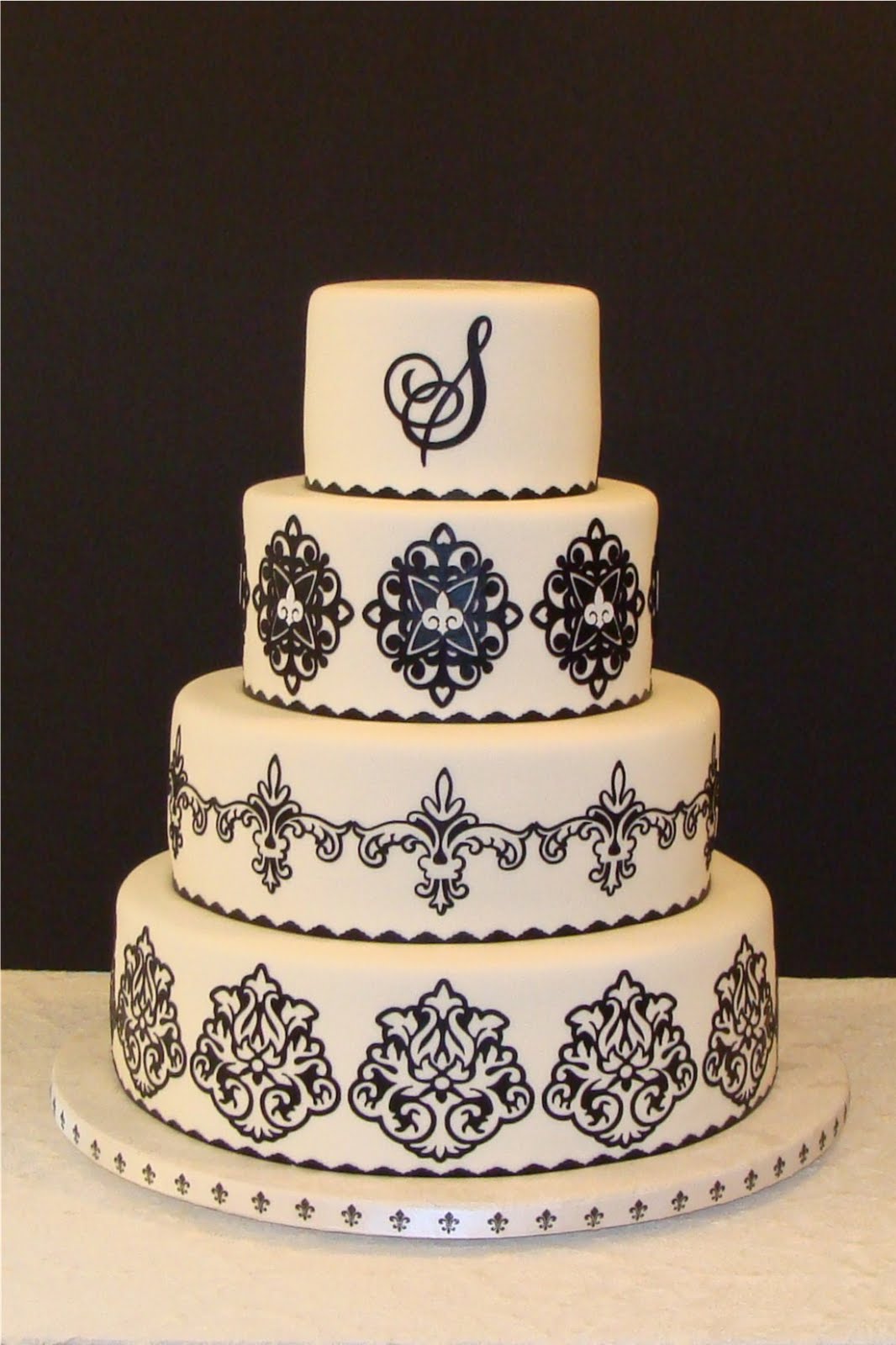 damask wedding cake