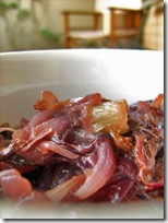 radicchio stufato con cipolle