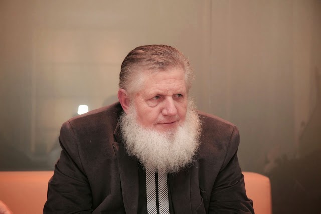 Yusuf Estes