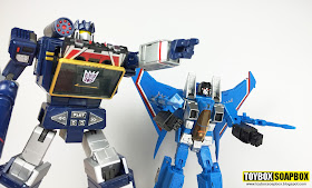transformers masterpiece thundercracker and soundwave