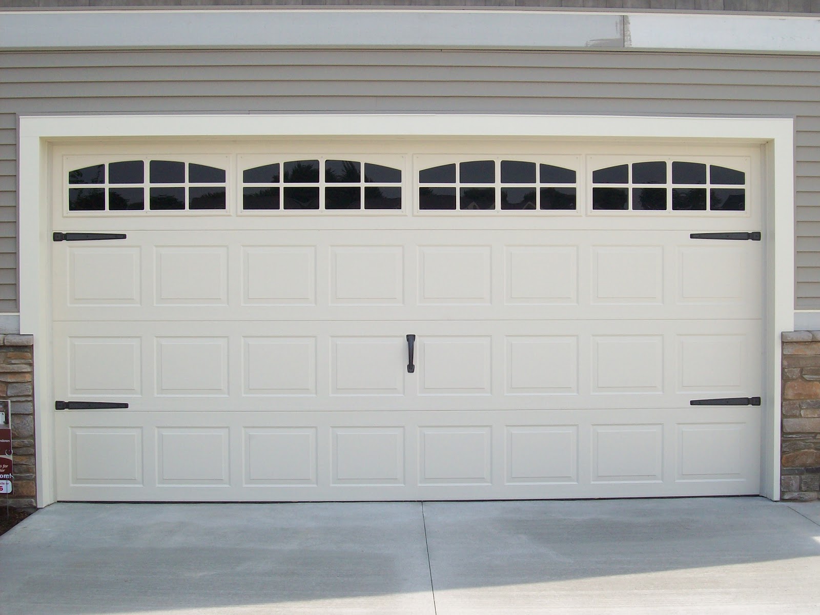 single garage door ideas