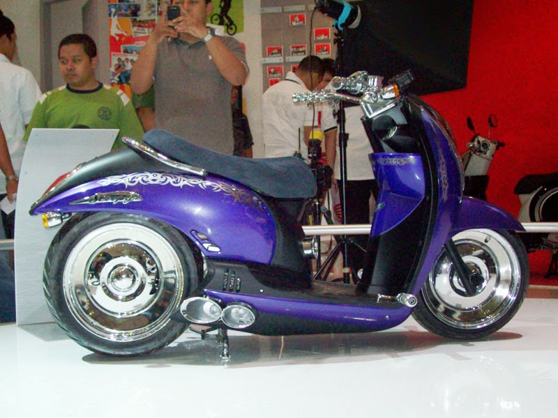 modifikasi motor scoopy thailand