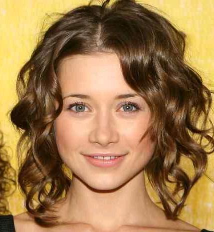 hairstyles for girls with curly hair. Curly Hair Styles For Girls