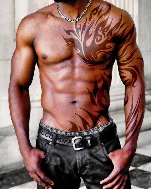 Melhor tatuagem tribal ideia para os homens no peito e braço