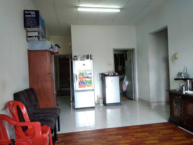 Pangsapuri Sri Ixora Seksyen 27 Shah Alam Untuk Dijual Berminat Whatsapp 011 3290 7240 Ruang Tamu 02