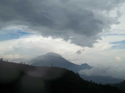 View Sindoro Dari Kaki Gunung Prahu