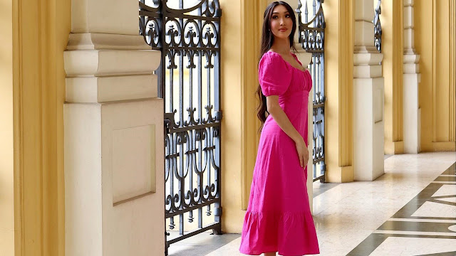 Julie Vu – Most Beautiful Transgender Women Fashion Style in Red Dress Instagram photos
