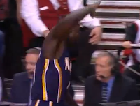 Lance Stephenson slams scorers table