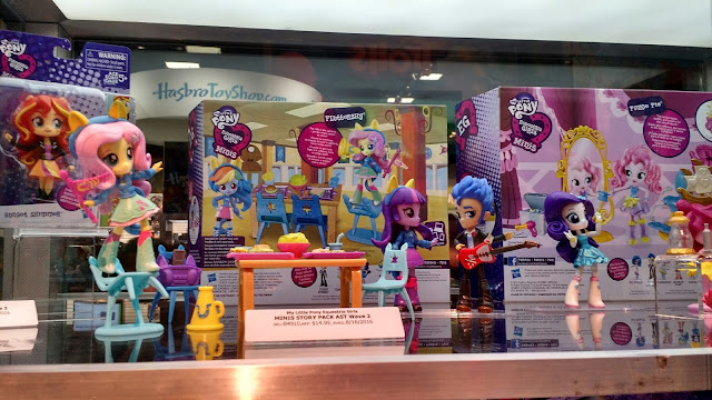 San Diego Comic Con 2016 - Equestria Girls Mini Merchandise and Toys