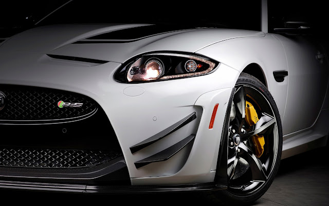 Jaguar XKR-S GT