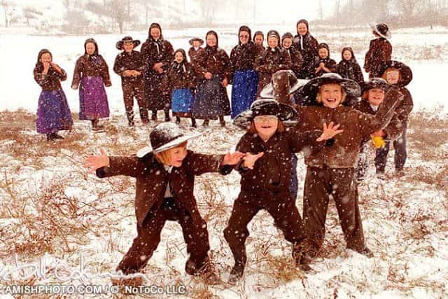 kar yağınca Amiş çocukları