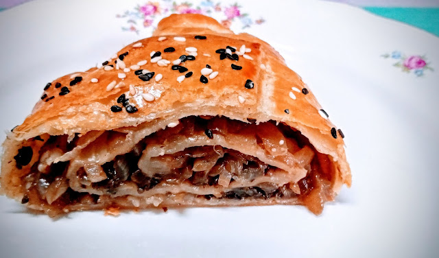 Struedel di Colonnata e cipolle