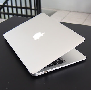 MacBook Air Core i5 (11.6 Inch, Early 2014)