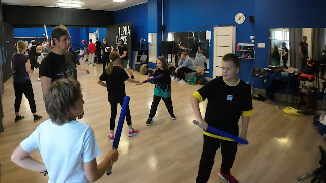 Школа кендзюцу Katana Club проводит обучение на японском мече