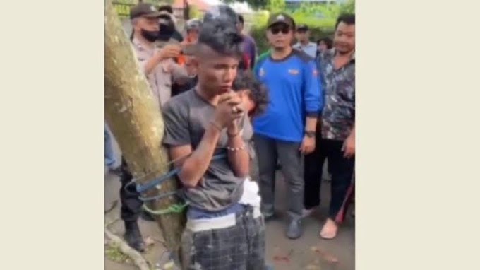 Dua Pencuri Diikat di Sebatang Pohon dan Digebuki Massa di Percut Sei Tuan