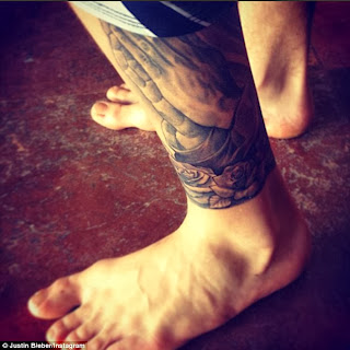 Justin Bieber Three Roses Leg Tattoo
