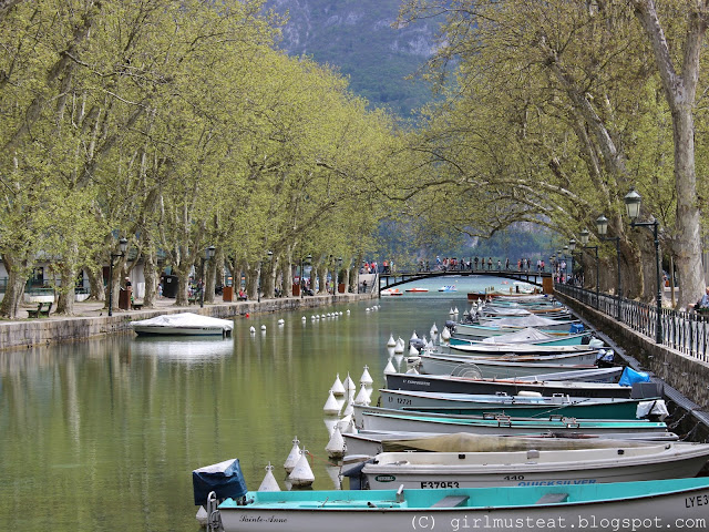 Haute Savoie, Rhônes Alpes, Lake Annecy, Canal, River, Mountain