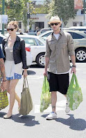 Justin Timberlake and Jessica Biel Shopping Pics