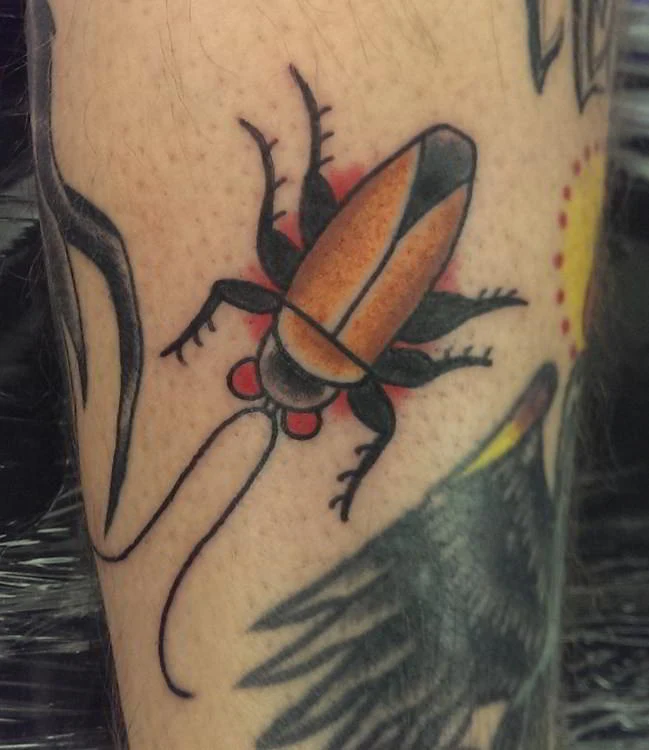 Un Tatuaje de Cucaracha