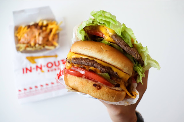 in-n-out cheeseburger, double double, protein style