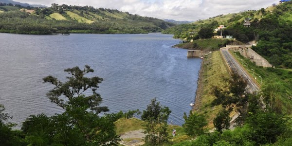 Gobierno espera fenómeno “La Niña” incremente agua en embalses