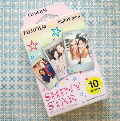 https://magnificent-road.blogspot.com/2019/03/fujifilm-instax-mini-film-review-shiny.html