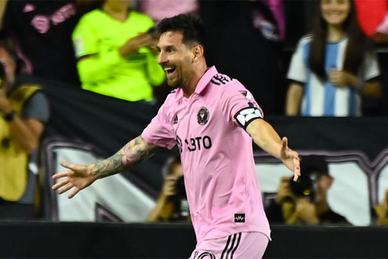 Lionel Messi scored a 94th minute winner in his debut for Inter Miami against Cruz Azul on Friday