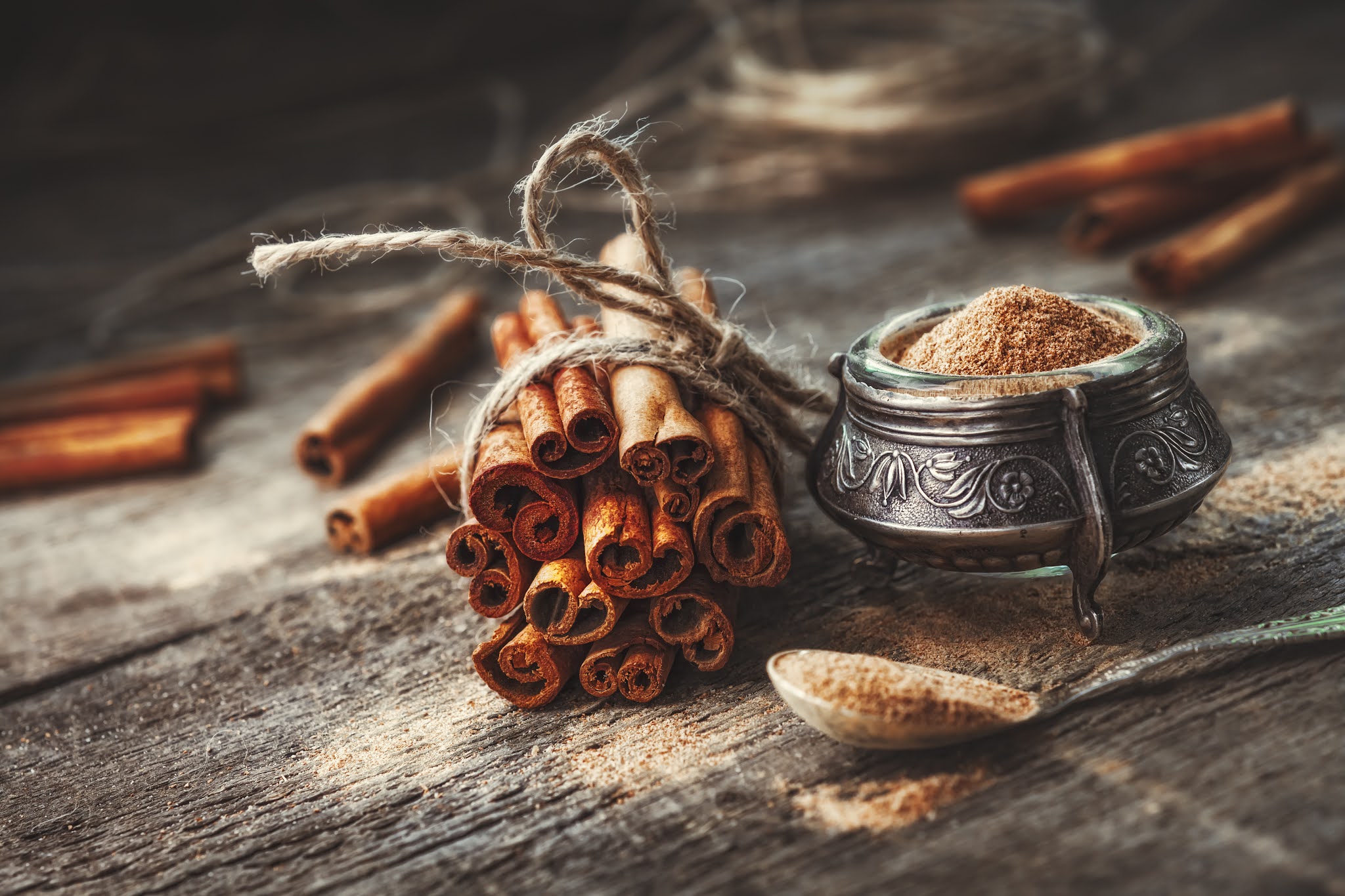 reduce acidity problem naturally at home by Cinnamon