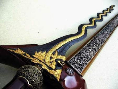 Keris Kuno, Keris Semar Mesem, Keris Taming Sari, Keris Melayu, Keris Berdiri, Keris Majapahit, Keris Nogo Sosro, Keris Jawa, Keris Naga Runting, Keris Keramat