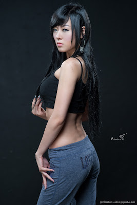 Casual-Hwang-Mi-Hee-very cute asian girl-girlcute4u.blogspot.com