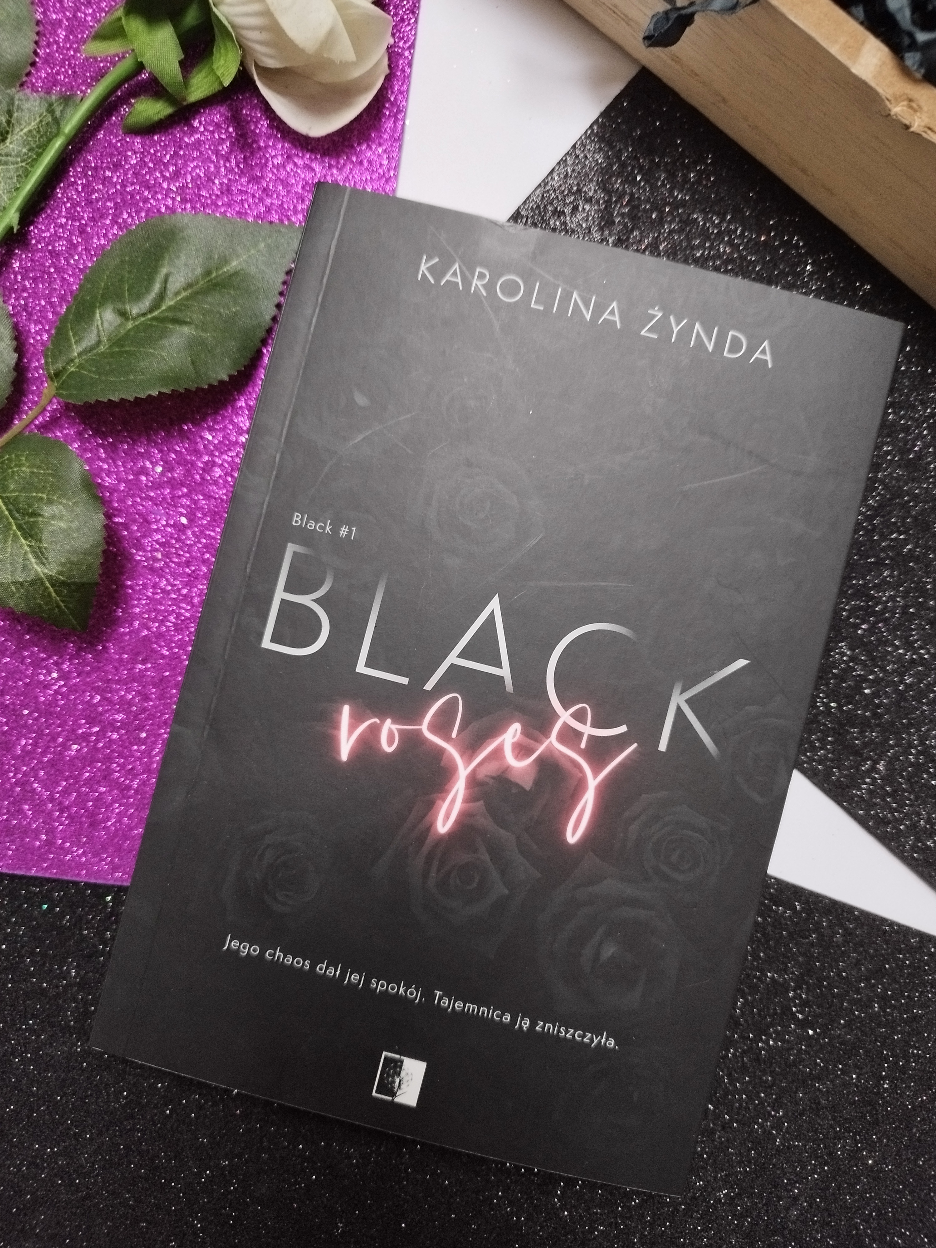 "Black Roses" Karolina Żynda - recenzja