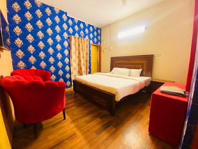 luxury or budget-friendly hotel in Islamabad