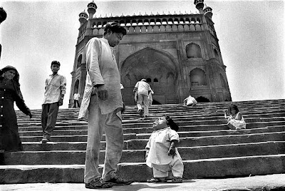 Rare Pics Of The Shortest Man On Earth