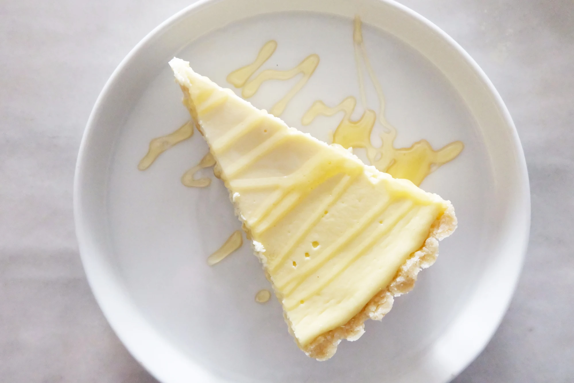 Greek yogurt cheesecake tart