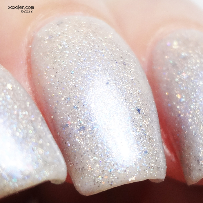 xoxoJen's swatch of Dark & Twisted Lacquer All The Snowy Feels