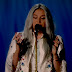 Kesha solta o vozeirão pela primeira ao vivo com a música "Praying"