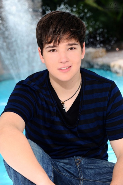 nathan kress shirt off. nathan kress shirt off 2011.