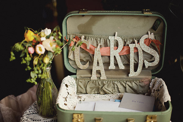 The inspiration for our card box was a vintage suitcase dressed up like 