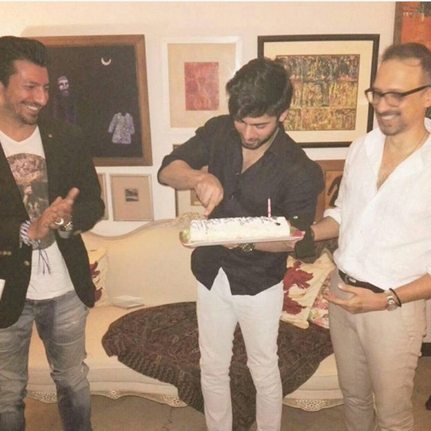 Pakistani Famous Actor Fawad Khan Celebrate His Birthday With Sonam Kapoor