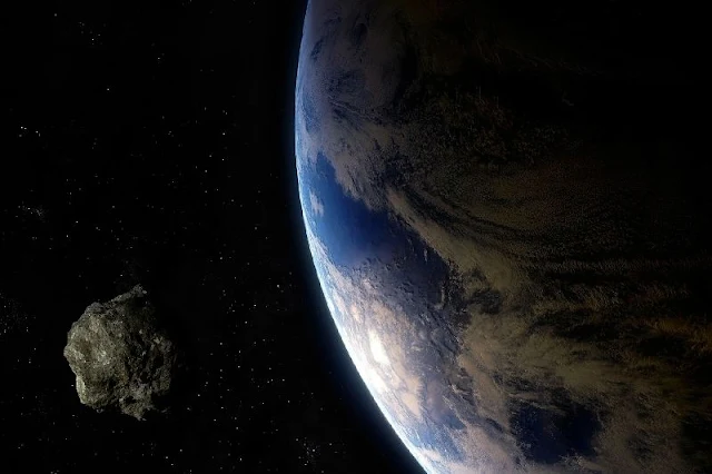 Es descubierto un nuevo asteroide con posibilidades de impactar con la tierra