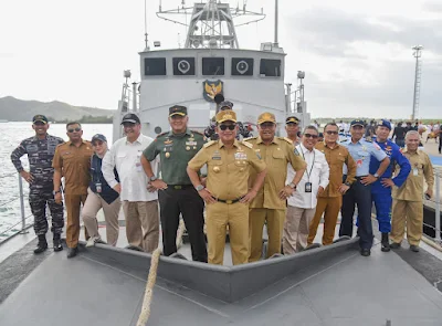 Pj Gubernur NTB, Hassanudin Lepas Tim Ekspedisi Rupiah Berdaulat di Pelabuhan Gili Mas Lombok Barat