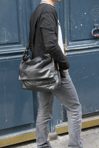 Besace messenger en cuir noir pour homme - [MàR] UrbanBags à la boutique Matières à réflexion paris