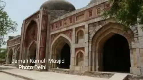jamali kamali masjid delhi photo