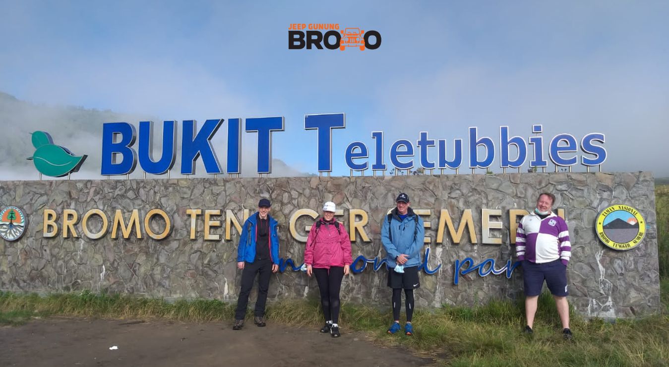 spot panorama bukit teletubbies wisata gunung Bromo